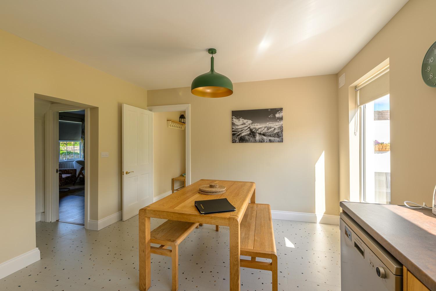 5 Bedroom Haven, On The Wild Atlantic Way Holiday home Kinvara